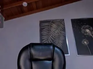 Isabellamoreau  live sex cam