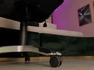 Isabellamoreau  live sex cam