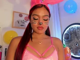 Melissa-stonee  live sex cam