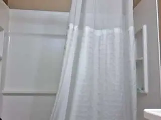 Tattedlizzieatl  live sex cam