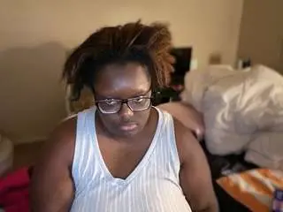 Baycali4  live sex cam