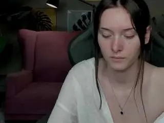Eva-leeee  live sex cam