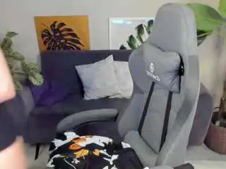 Eva-leeee  live sex cam
