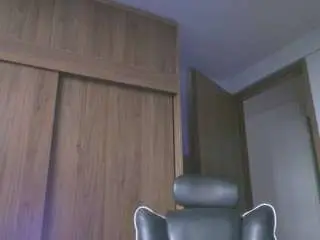Layla-nicols  live sex cam