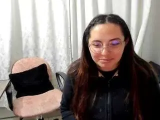 Untilwet  live sex cam