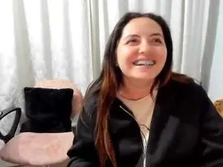 Untilwet  live sex cam