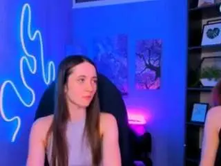 Bella-dorn  live sex cam