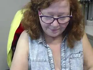 Flirtyadele  live sex cam