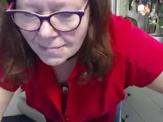 Flirtyadele  live sex cam