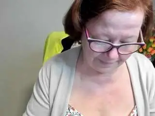 Flirtyadele  live sex cam