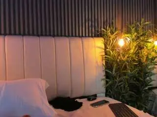 Sarariley  live sex cam