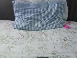 Sexysuzzy12  live sex cam