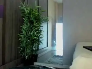 Helenacole  live sex cam