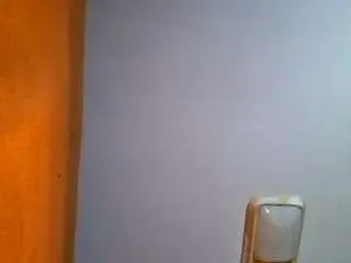 Jenllasley  live sex cam