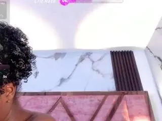 Kandyy-brown  live sex cam