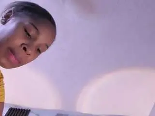 Kandyy-brown  live sex cam