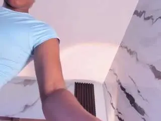 Kandyy-brown  live sex cam