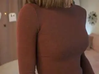 Sharolynkerper  live sex cam