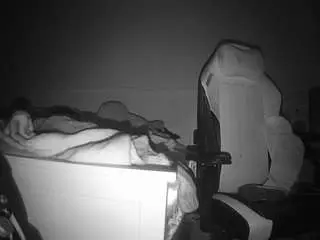 Voyeurcam-sexy-little-ana-01  live sex cam