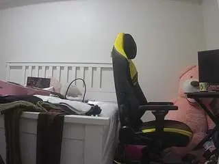 Voyeurcam-sexy-little-ana-01  live sex cam