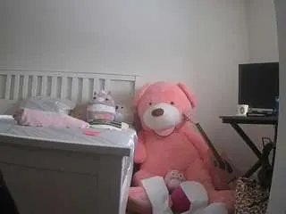 Voyeurcam-sexy-little-ana-01  live sex cam