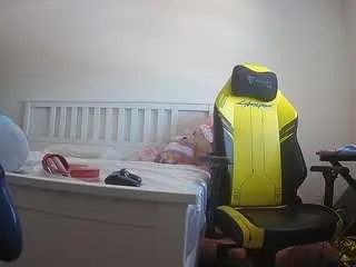 Voyeurcam-sexy-little-ana-01  live sex cam