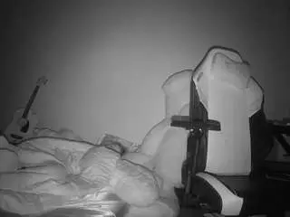 Voyeurcam-sexy-little-ana-01  live sex cam