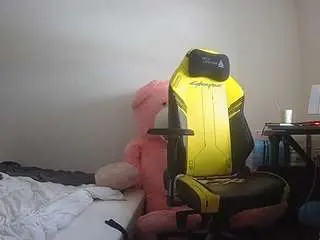 Voyeurcam-sexy-little-ana-01  live sex cam