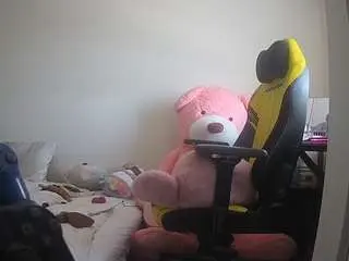 Voyeurcam-sexy-little-ana-01  live sex cam