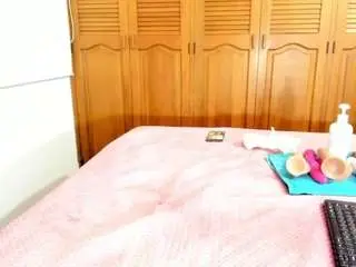 Esperanzamiller  live sex cam