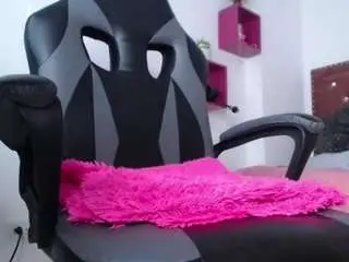 Honeybunnybbw  live sex cam