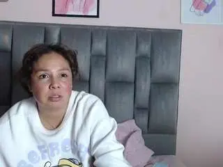 Maaggyy  live sex cam