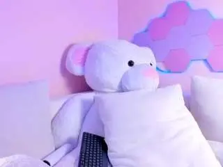 Megan-charles  live sex cam