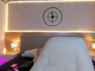 Megan-charles  live sex cam