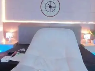Megan-charles  live sex cam