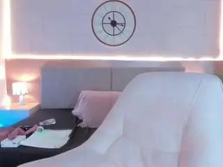 Megan-charles  live sex cam