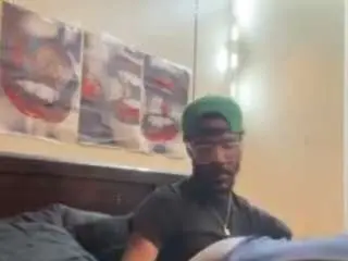 Pebblezrocc  live sex cam