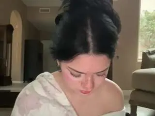 Valentinaodette23  live sex cam