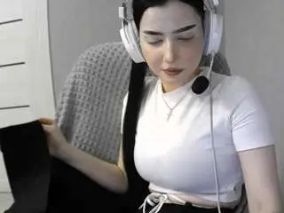 Yeevanwagenen  live sex cam
