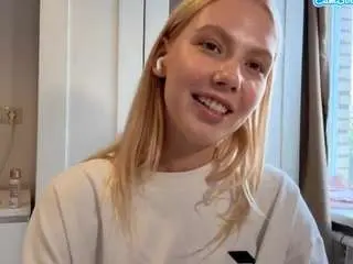 Amieetanimoto  live sex cam
