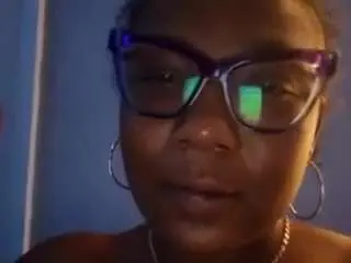 Chocolatethunder611  live sex cam