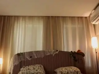 Eneidarosboril  live sex cam