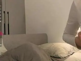 Joannielarke  live sex cam