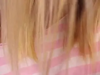 Joannielarke  live sex cam