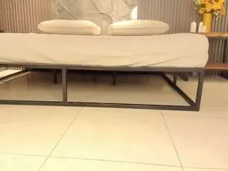 Julietha-taylor  live sex cam