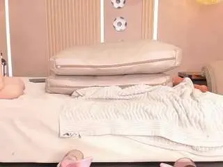 Julietha-taylor  live sex cam