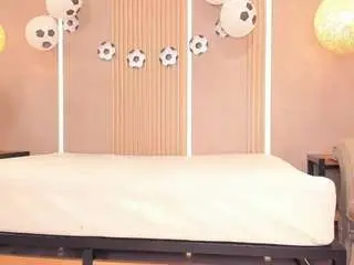 Julietha-taylor  live sex cam
