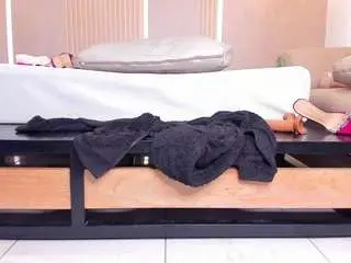 Julietha-taylor  live sex cam