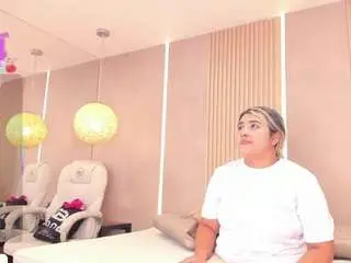 Julietha-taylor  live sex cam