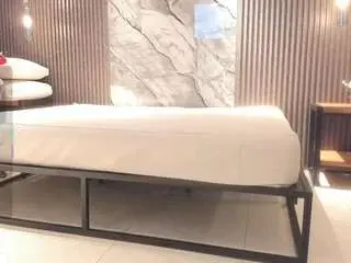 Julietha-taylor  live sex cam